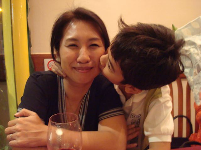 Zen gives mama a birthday kiss