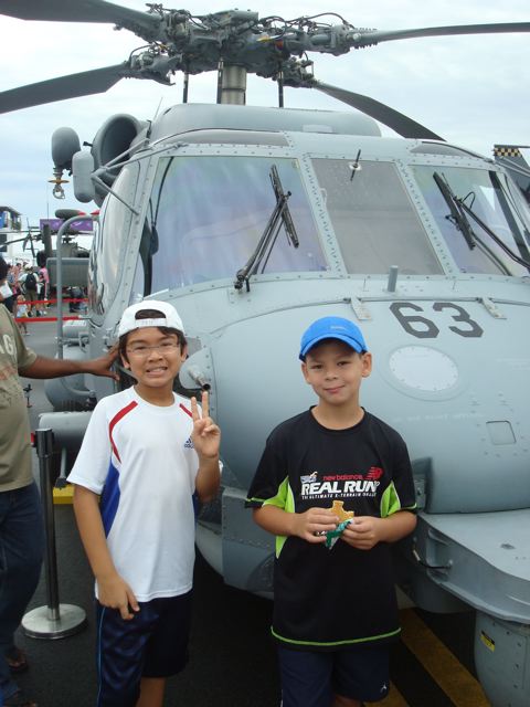 Zen and his friend at the Singapore Air Show!!