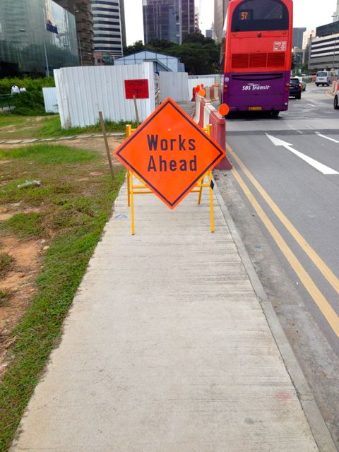 Let's just block the entire sidewalk with a meaningless sign meant for motorists